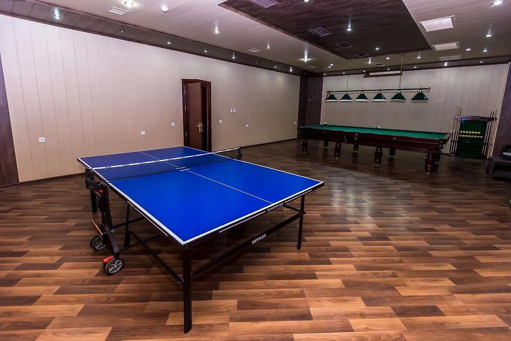Ariva Hotel Baku 4*,