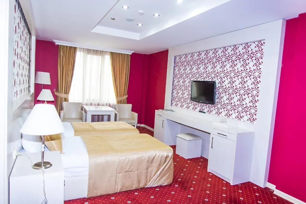 Ariva Hotel Baku 4*,