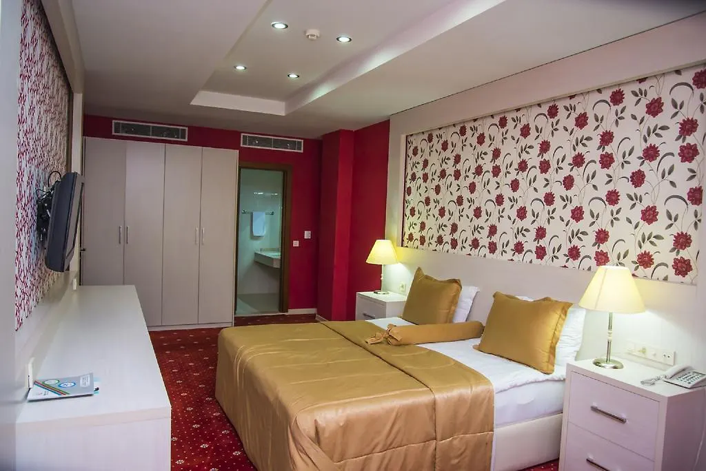 Ariva Hotel Baku 4*,