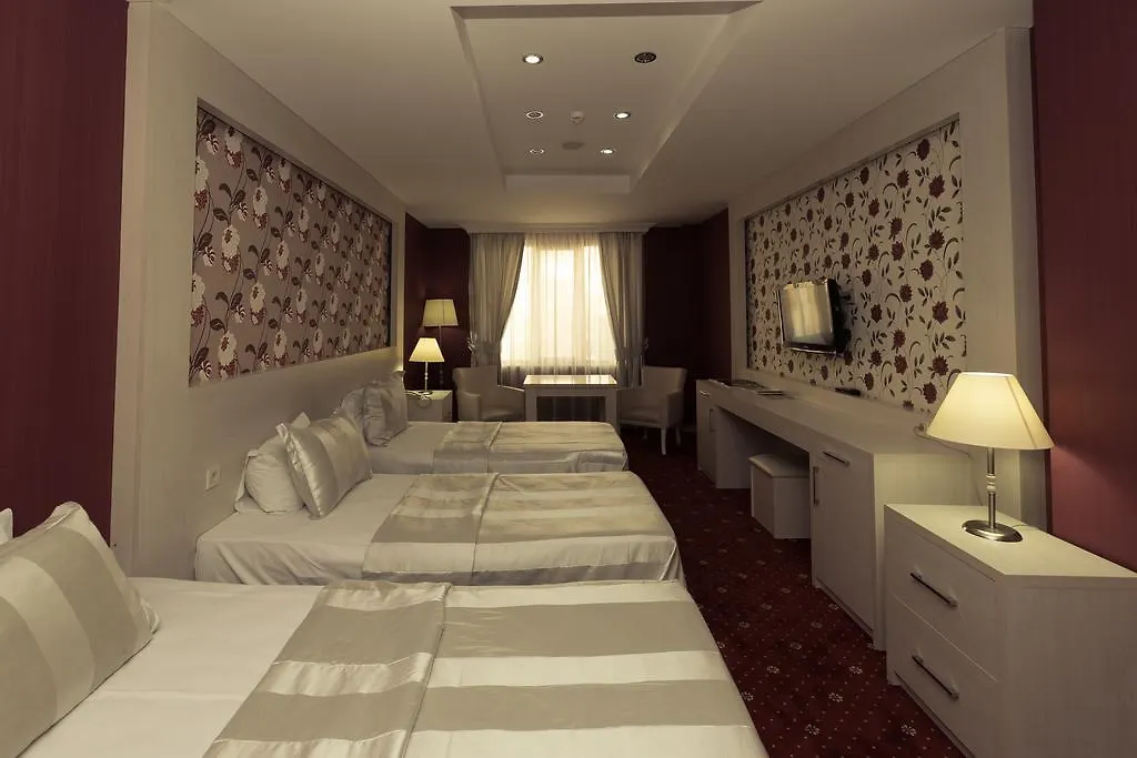 Ariva Hotel Baku 4*,